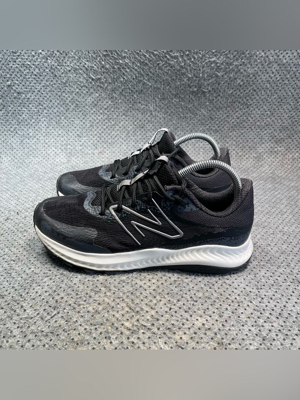 New Balance DynaSoft Nitrel v5 Black Running Shoes Size 7.5 Women’s